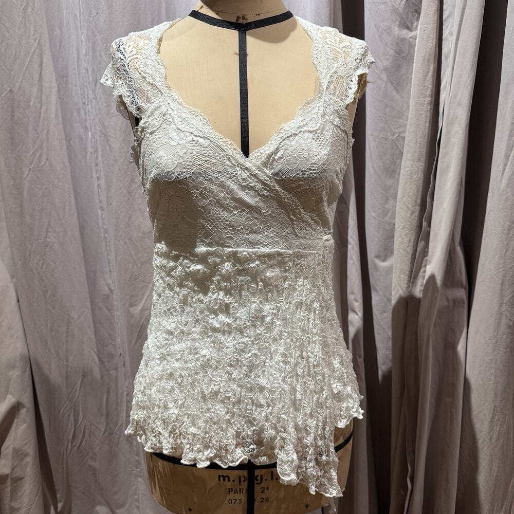 VTG Pucker Lace Drape Wrap Top
